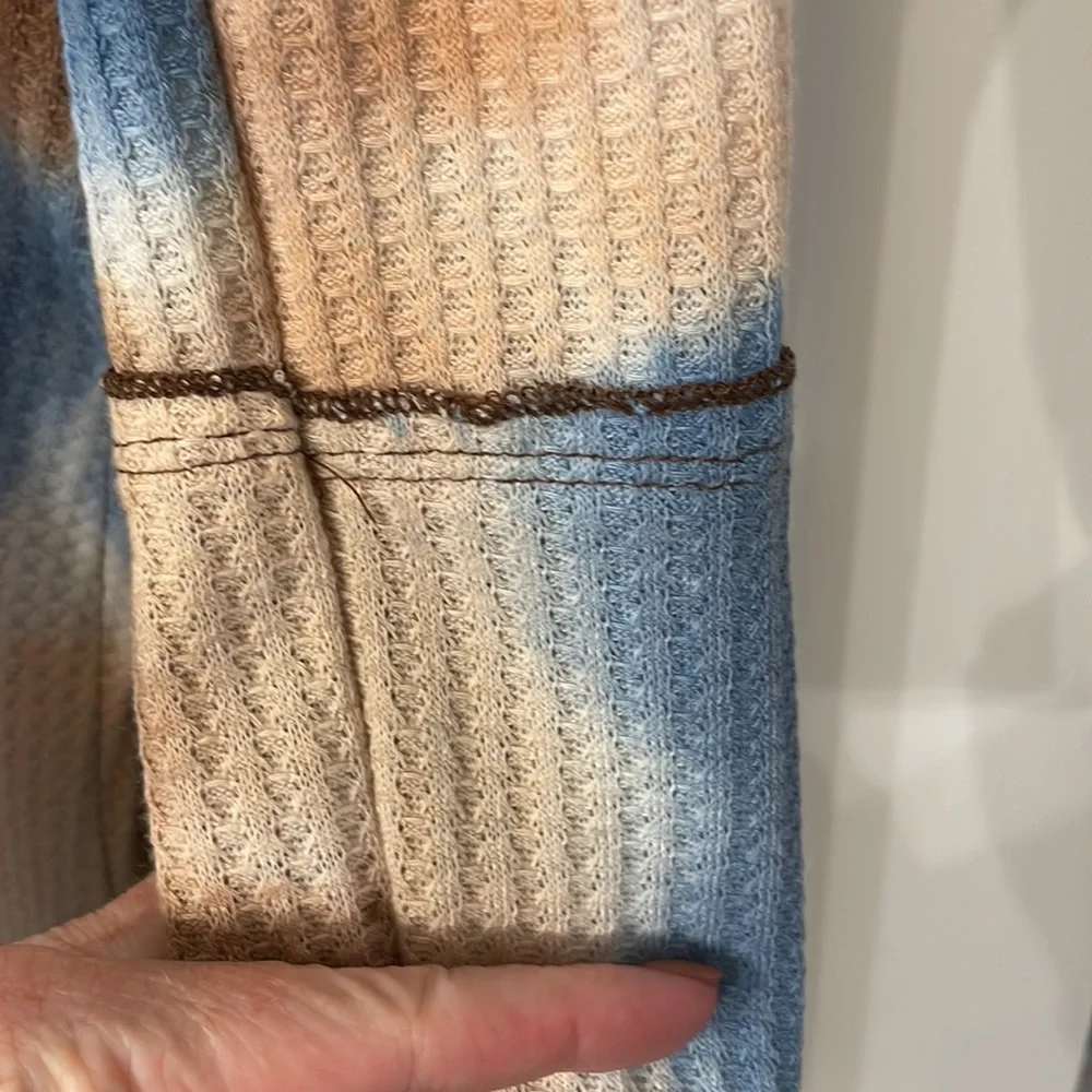 Forgotten Grace Tye Dye Thermal Top - Picture 3 of 6